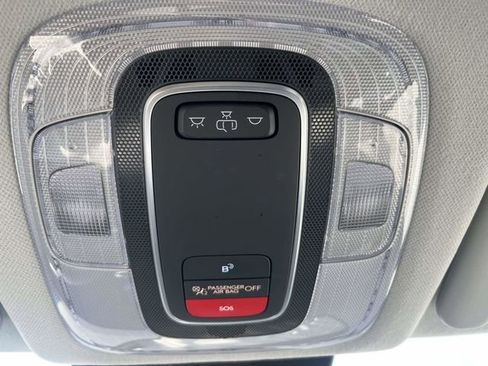 Used 2025 Hyundai Kona SEL image 25