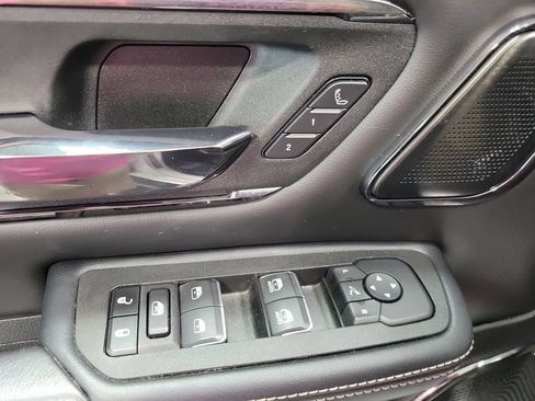 Used 2025 RAM 1500 Limited AWD/4WD image 31