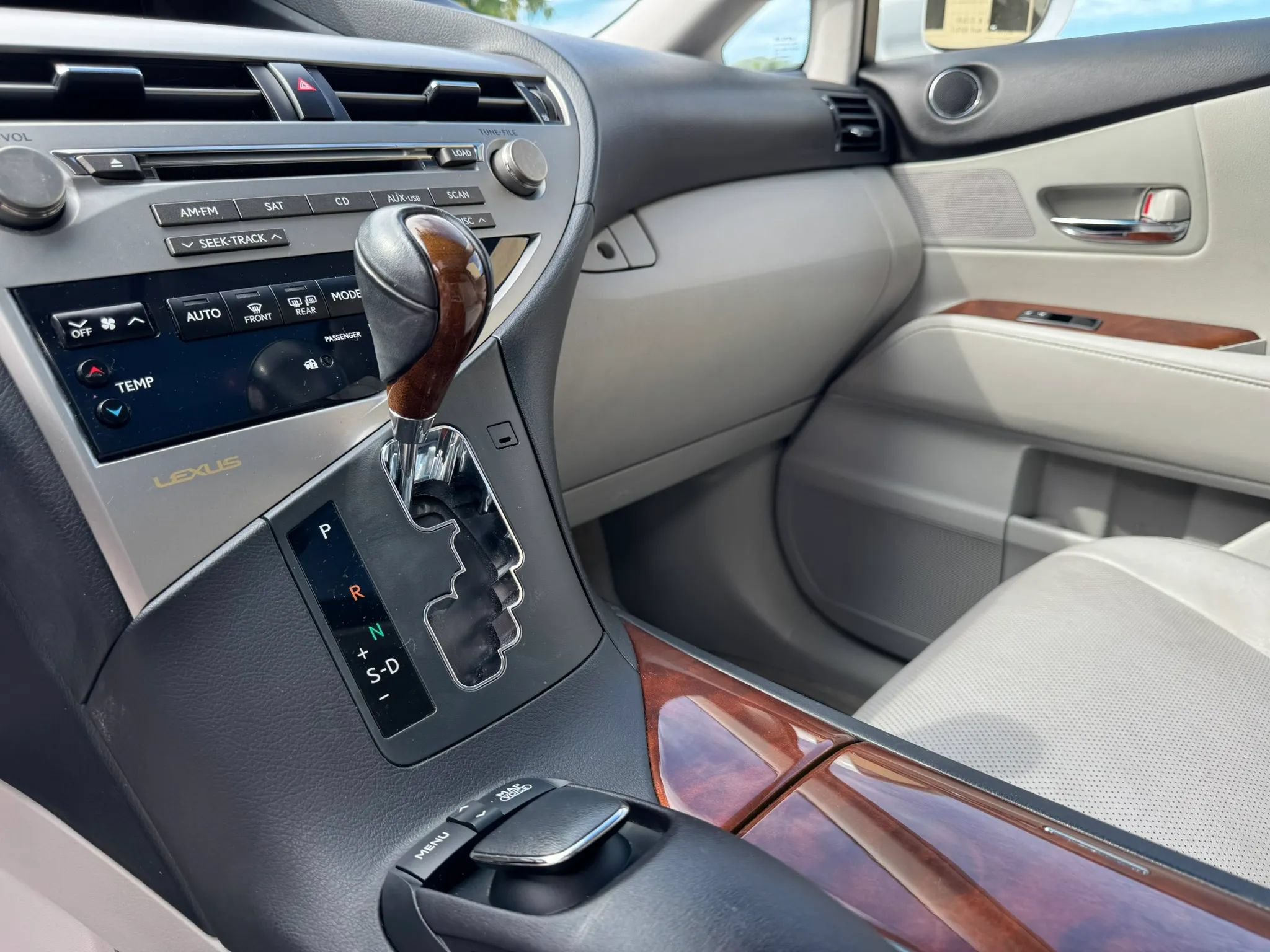 Used 2012 Lexus RX 350 AWD w/ Premium Pkg image 22