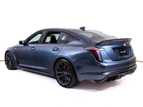 Used 2022 Cadillac CT5 V Blackwing w/ Carbon Fiber Package 2 RWD image 3