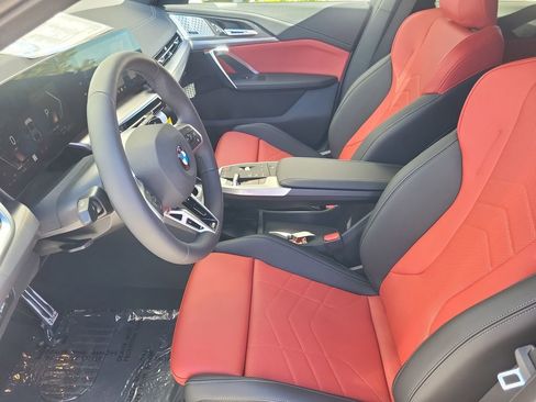 Certified 2025 BMW X2 xDrive28i w/ Technology Package AWD/4WD image 14