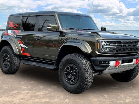 Used 2025 Ford Bronco Raptor AWD/4WD image 3