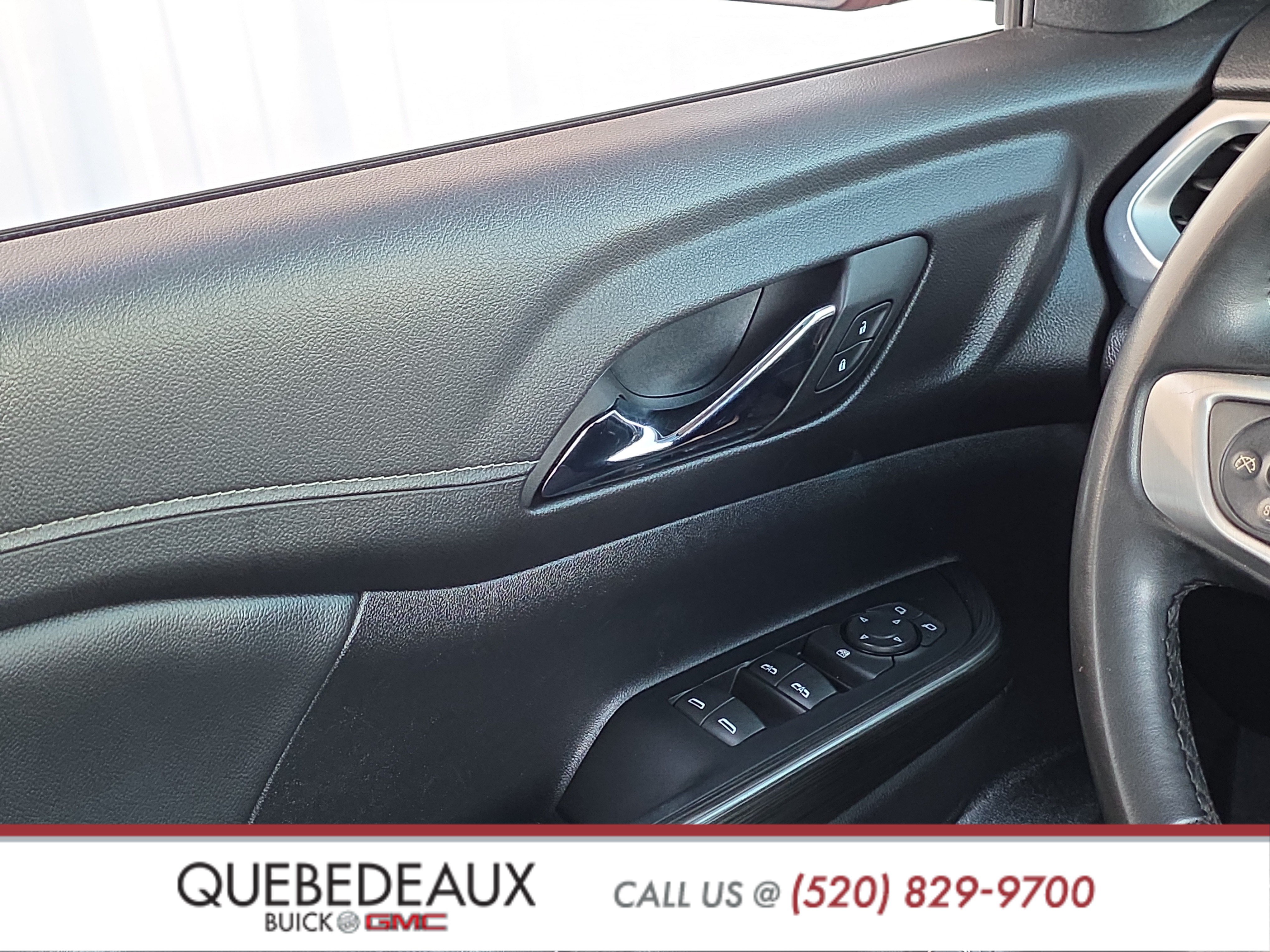 Used 2023 GMC Acadia SLT FWD image 22