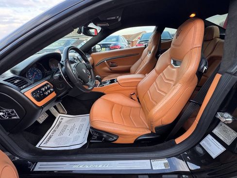 Used 2016 Maserati GranTurismo Sport image 16