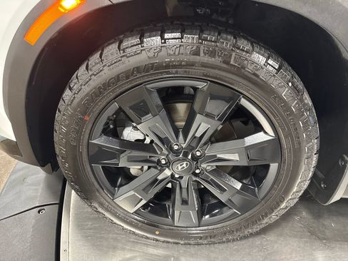 Used 2023 Hyundai Palisade XRT AWD/4WD image 2
