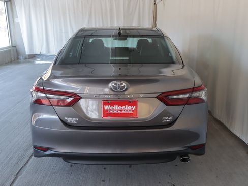 Used 2023 Toyota Camry XLE w/ Cold Weather Package image 27