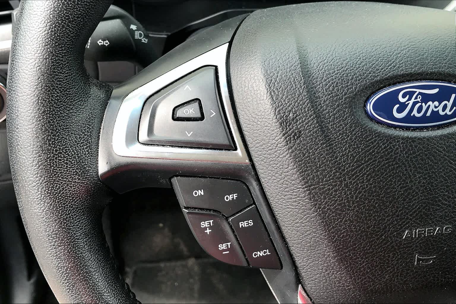 Used 2020 Ford Edge SEL FWD image 24