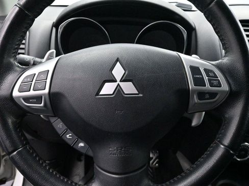 Used 2013 Mitsubishi Outlander Sport LE image 16