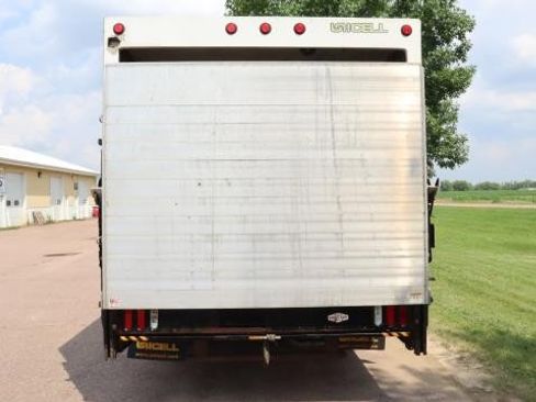 Used 2017 Ford E-350 and Econoline 350 Super Duty image 8