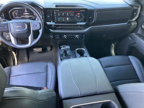 Used 2025 GMC Sierra 1500 SLT w/ SLT Premium Plus Package AWD/4WD image 16