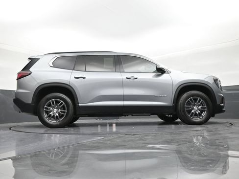Used 2026 GMC Acadia Elevation FWD image 25