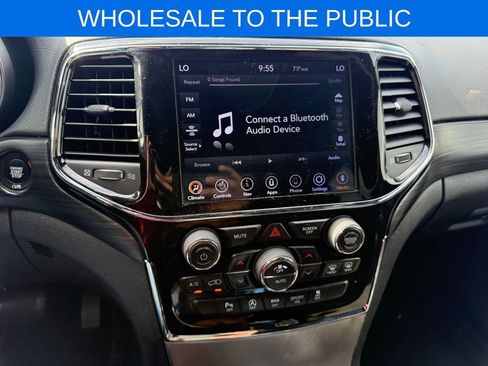 Used 2019 Jeep Grand Cherokee Altitude image 17