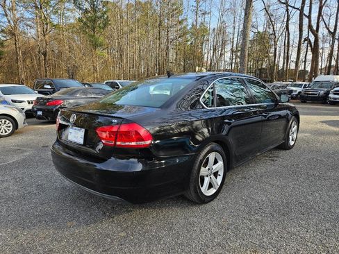Used 2013 Volkswagen Passat 2.5 SE image 11