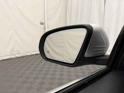 Used 2017 Mercedes-Benz GLC 300 4MATIC image 12