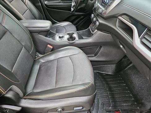 Used 2022 GMC Terrain AT4 image 19