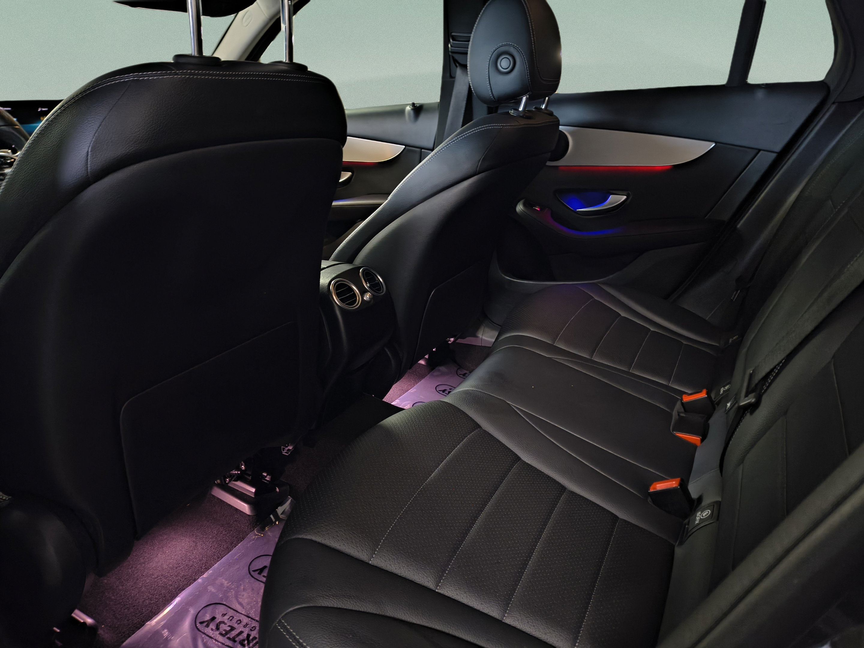 Used 2022 Mercedes-Benz GLC 300 image 18