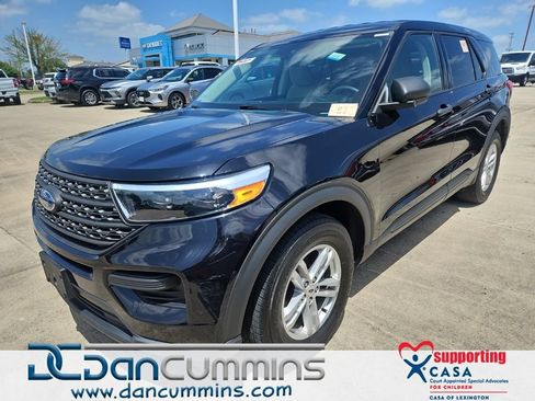 Used 2022 Ford Explorer 4WD image 1