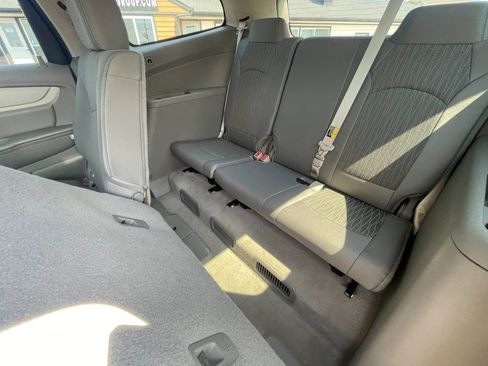 Used 2017 Chevrolet Traverse LS FWD image 26