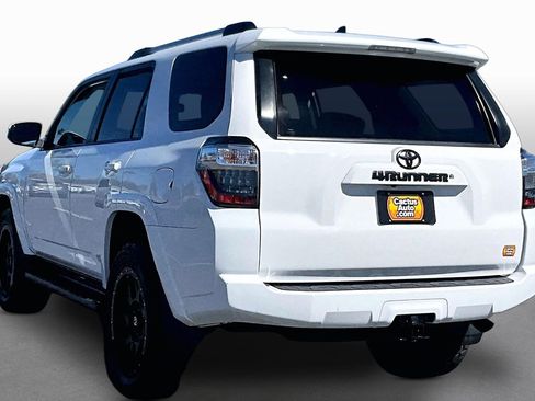 Used 2019 Toyota 4Runner SR5 image 11