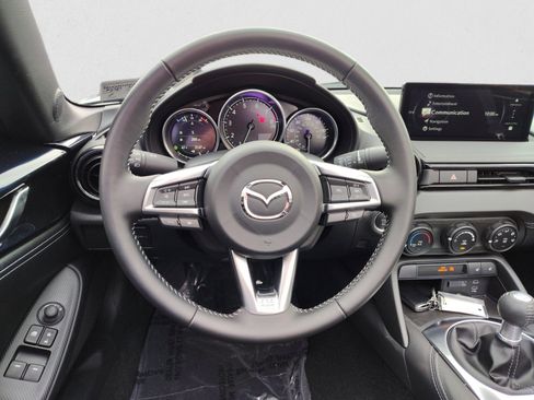 Used 2025 MAZDA MX-5 Miata Club image 15