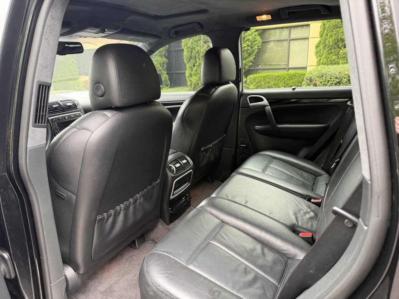 Used 2008 Porsche Cayenne Turbo AWD/4WD image 29
