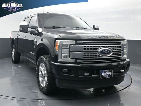 Used 2017 Ford F250 Platinum w/ Platinum Ultimate Package AWD/4WD image 1