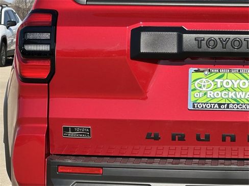 Used 2025 Toyota 4Runner SR5 image 5