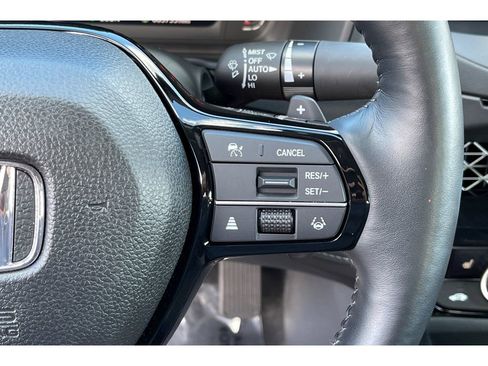 Certified 2025 Honda Accord Touring image 36