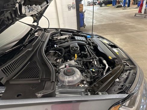 Used 2025 Volkswagen Jetta SE w/ Sunroof Package image 37