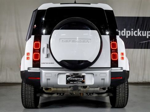 Used 2024 Land Rover Defender 110 S AWD/4WD image 9