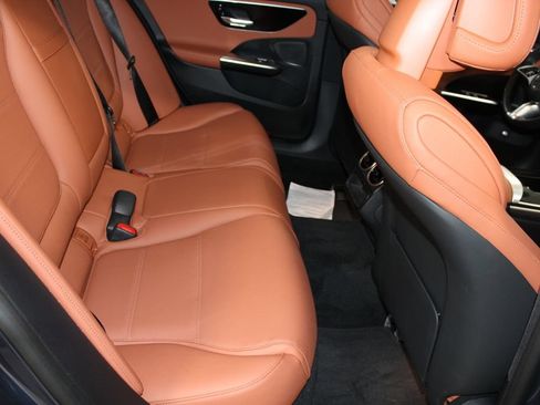 Used 2024 Mercedes-Benz C 300 Sedan image 30