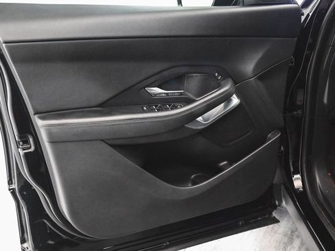 Used 2019 Jaguar E-PACE S image 8