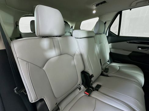 Certified 2025 Honda Pilot EX-L image 26