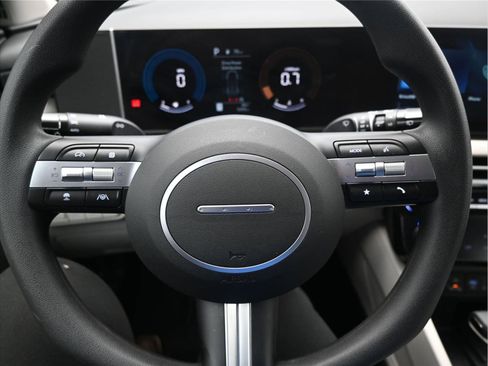 Certified 2025 Hyundai Tucson SEL image 12