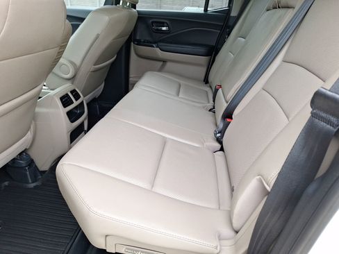 Used 2018 Honda Ridgeline RTL-T image 29