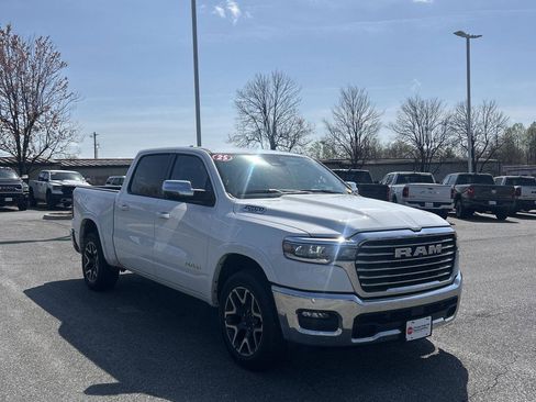 Used 2025 RAM 1500 Laramie image 1