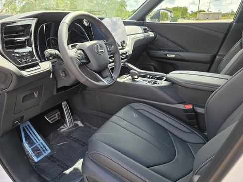 New 2026 Lexus TX 500h AWD image 24