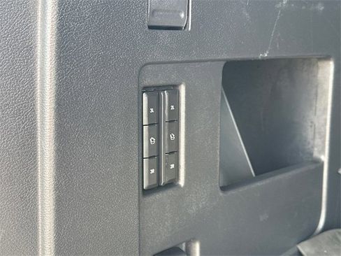 Used 2022 Lincoln Navigator L Reserve image 11