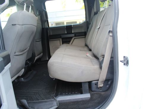 Used 2017 Ford F250 XLT AWD/4WD image 18