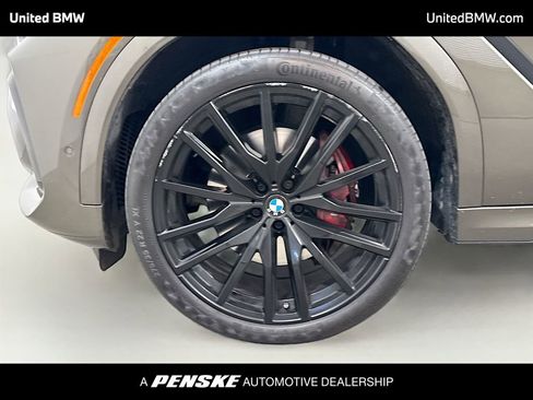 Used 2023 BMW X6 xDrive40i w/ M Sport Package image 2