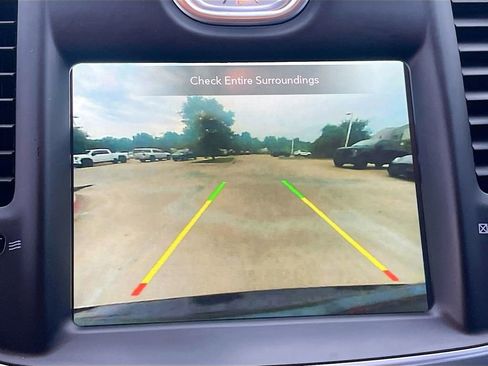 Used 2020 Chrysler 300 Touring w/ Sport Appearance Package RWD image 13