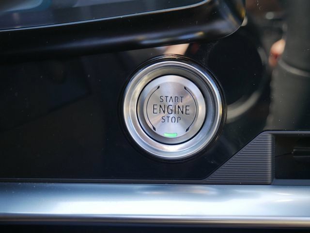 Used 2024 Chevrolet Corvette Stingray Coupe RWD image 22