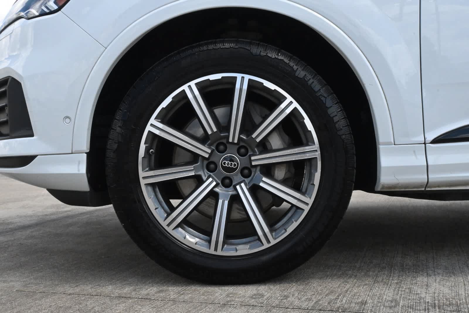 Used 2024 Audi Q7 2.0T Premium Plus w/ Premium Plus Package AWD/4WD image 22