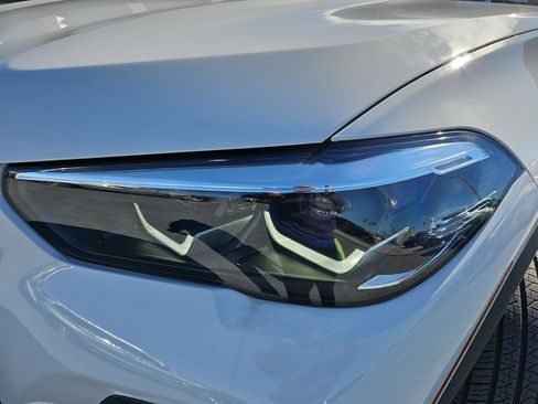 Used 2023 BMW X5 sDrive40i w/ Parking Assistance Package image 33