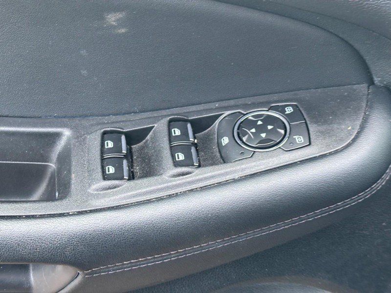 Used 2023 Ford Edge SEL w/ Convenience Package AWD/4WD image 17