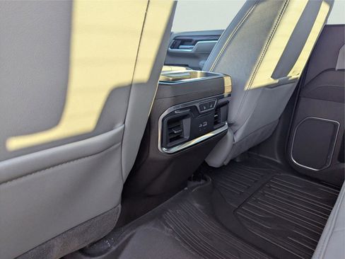 New 2026 GMC Sierra 2500 SLT w/ SLT Premium Package image 23