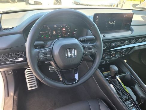 Certified 2025 Honda Accord Sport image 9
