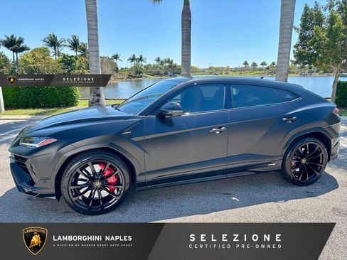 Used 2024 Lamborghini Urus S image 1