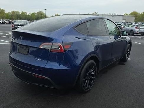 Used 2024 Tesla Model Y Long Range image 4