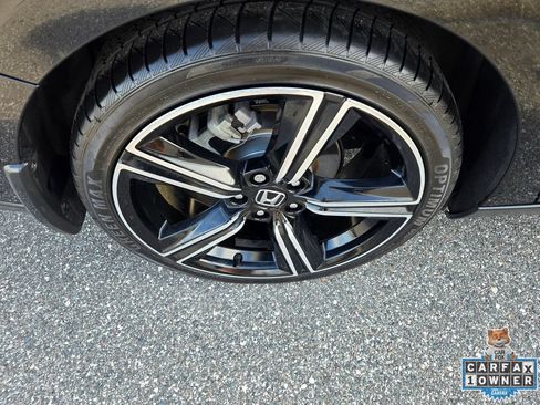 Used 2023 Honda Accord Sport image 12